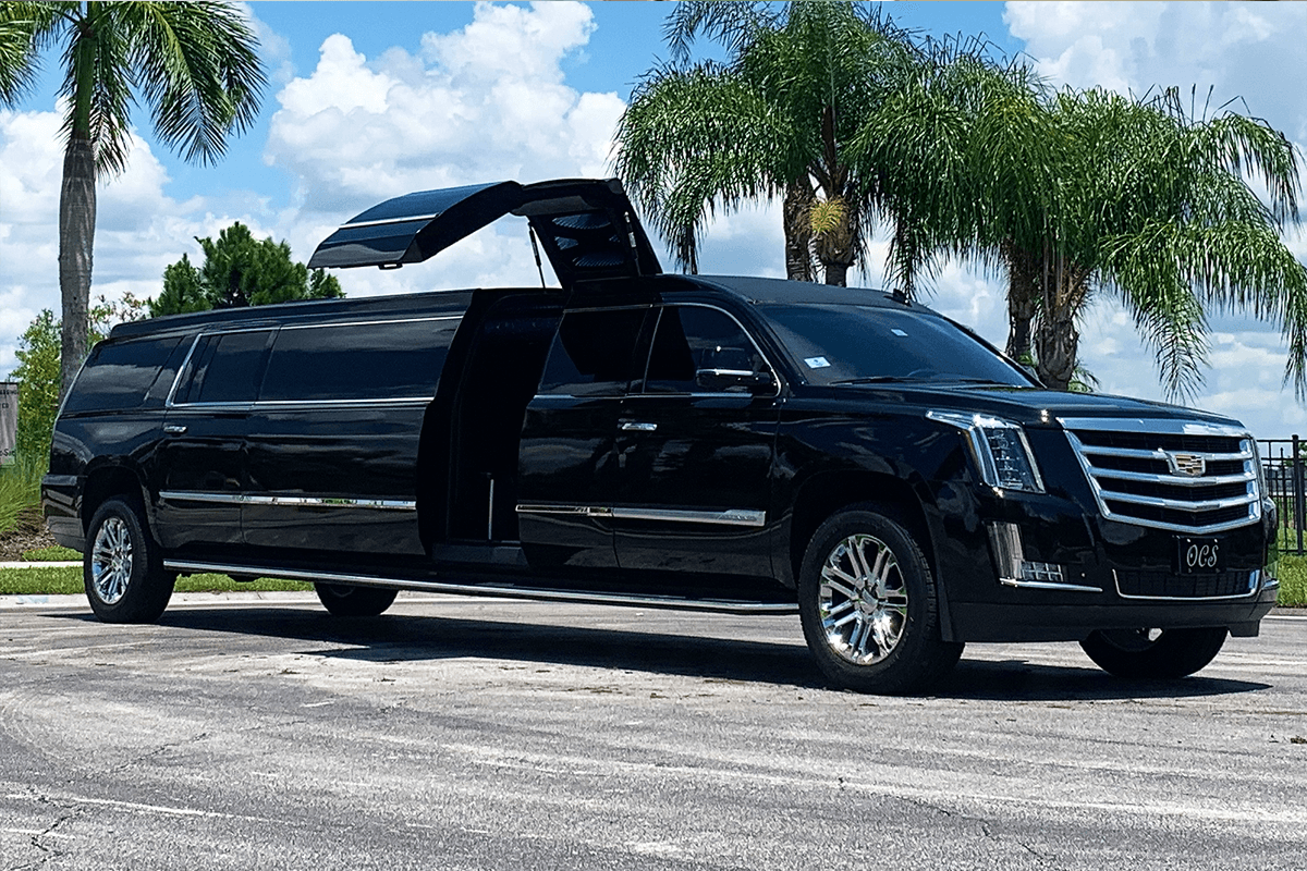 Frankfort to Midway Limo luxury sedan departing Frankfort Illinois