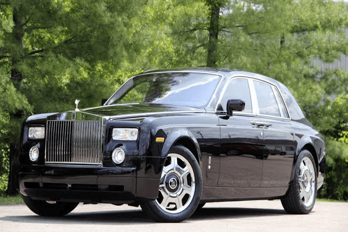 Mokena to Midway Limo Rolls-Royce Phantom ultra luxury airport transfer vehicle