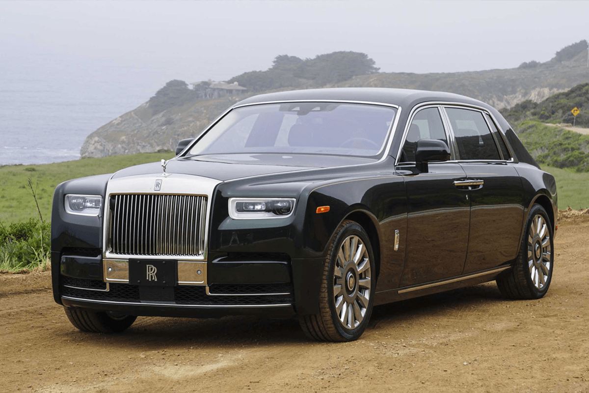 Orland Park Limo Service Rolls-Royce Phantom ultra luxury chauffeur vehicle