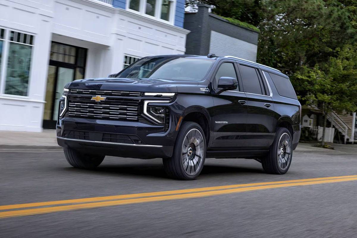 Black Chevy Suburban executive SUV ready for New Lenox Limo Service passengers.