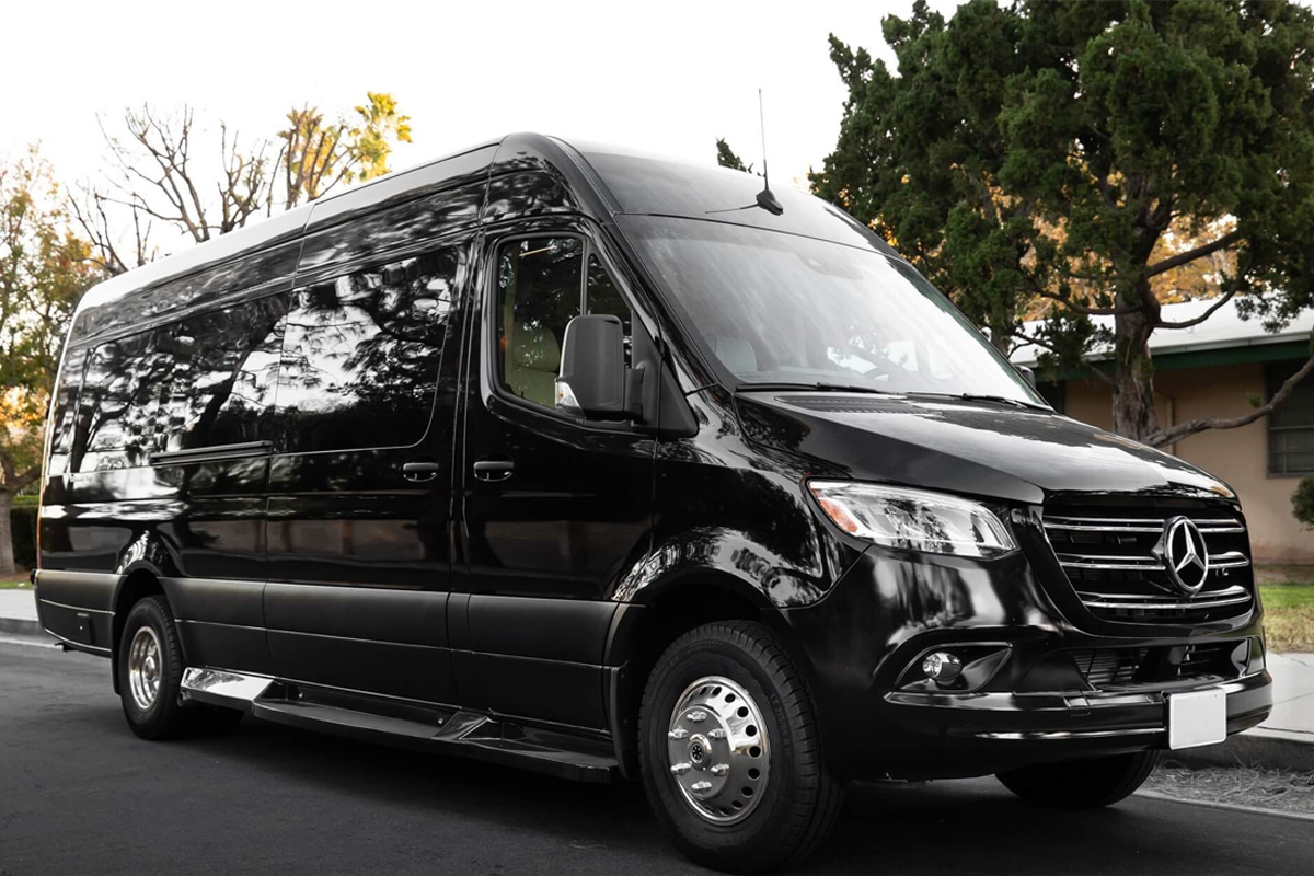 Sprinter Limousine Service black Mercedes Sprinter limo in Chicago suburbs